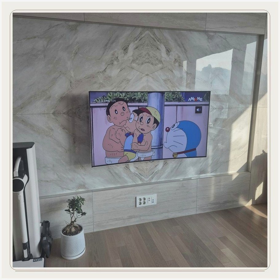 대화동 TV와 사운드바의 높이 간격을 함께 맞추는 과정